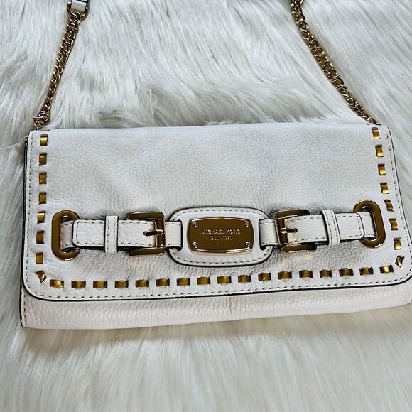 Michael Kors Optic White Hamilton Whipped Shoulder Bag - Picture 4 of 13